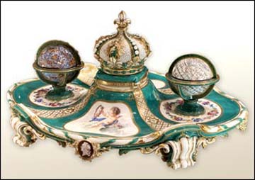 Sèvres porcelain inkstand c. 1758-59